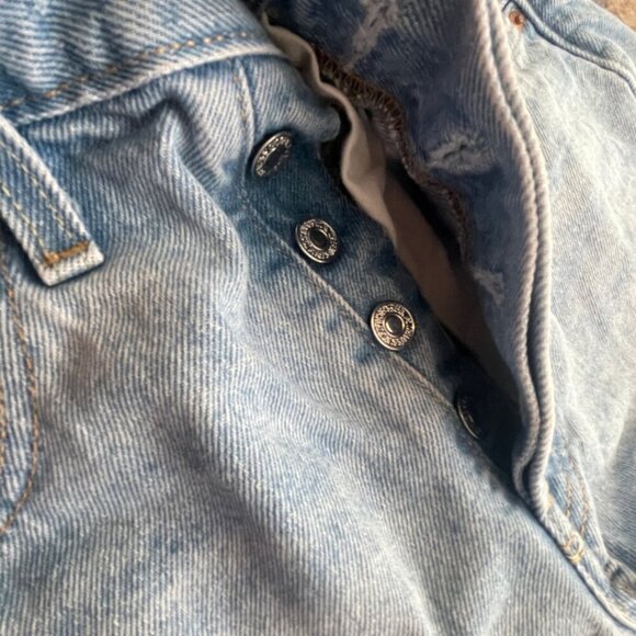 LEVI’S  501 JORTS DENIM DISTRESSED PREMIUM SZ 26 GRUNGE SHORTS RIPPED VERSATILE - Picture 6 of 16